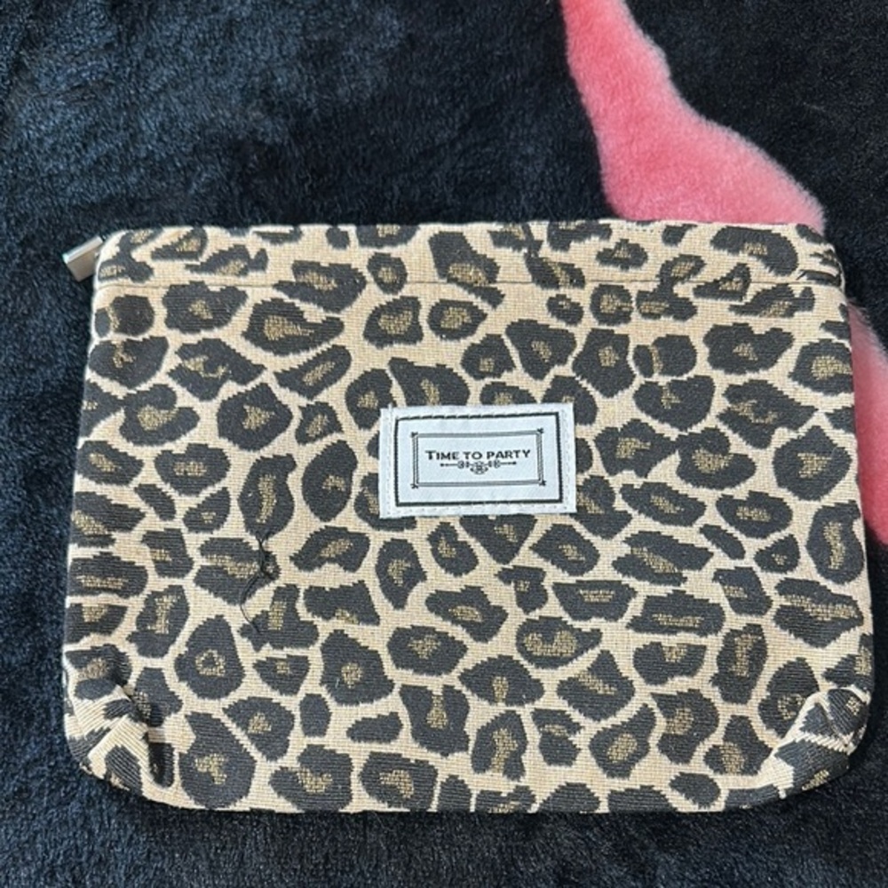 Leopard Print Pouch
